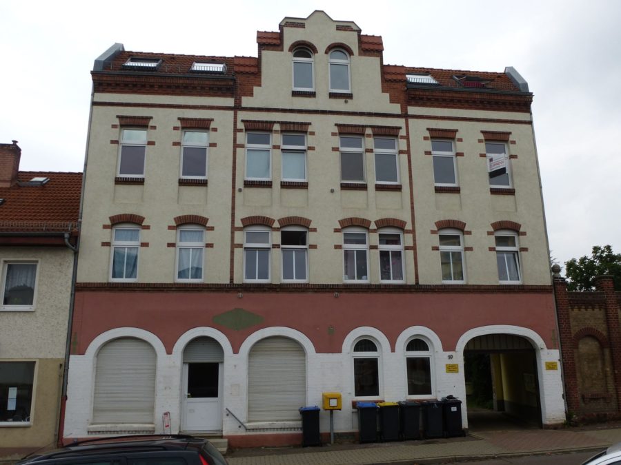 Hausansicht - +++Gemütliche 2-Zimmer-Wohnung im Süden von Halle+++