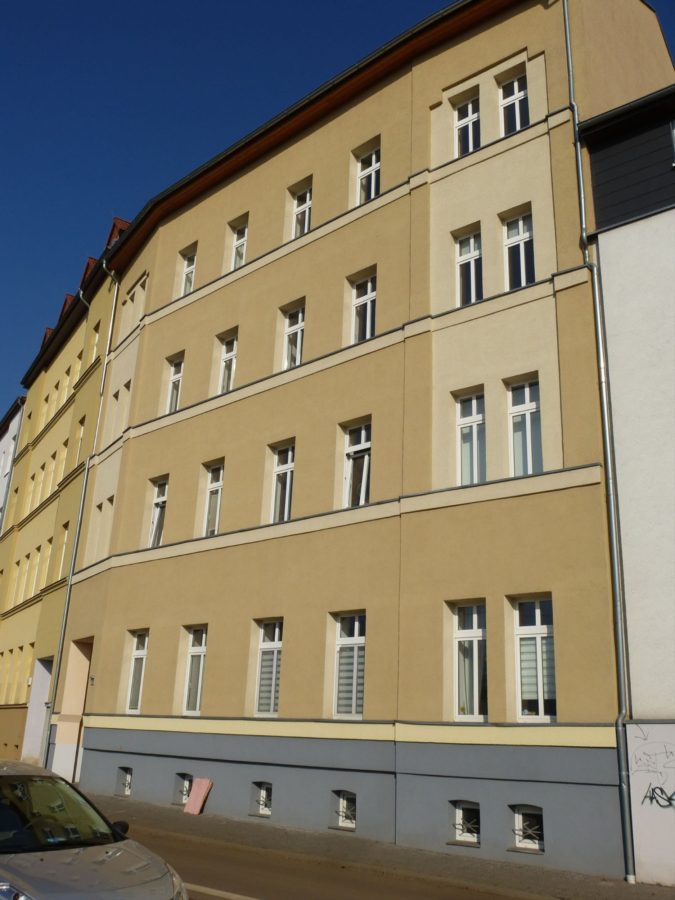 Hausansicht - +++Schöne Dachgeschosswohnung mit Terrasse in Salinenähe+++