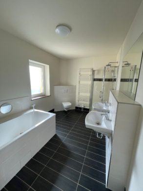 Modernes Badezimmer - +++Modernes EFH mit Terrasse und Garten, direkt an der Weißen Elster+++