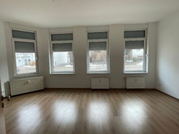 Wohnzimmer - +++Helle 2,5-Raum-Wohnung im Erdgeschoss in Nord-Halle+++