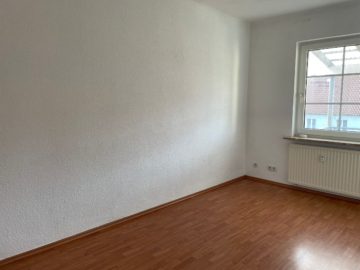 Zimmer 2 - ++Helle 3-Zimmer-Wohnung mit Balkon in Leuna++