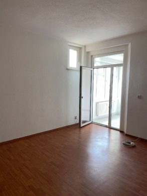 +++Großzügige 3-Raum-Wohnung mit Wintergarten in Leuna+++, 06237 Leuna, Wohnung