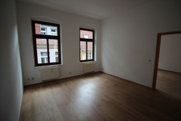 Wohnzimmer - +++2-Raum-Wohnung am Eselsbrunnen mit Einbauküche+++